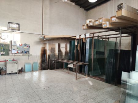 انواع شیشه صنعتی